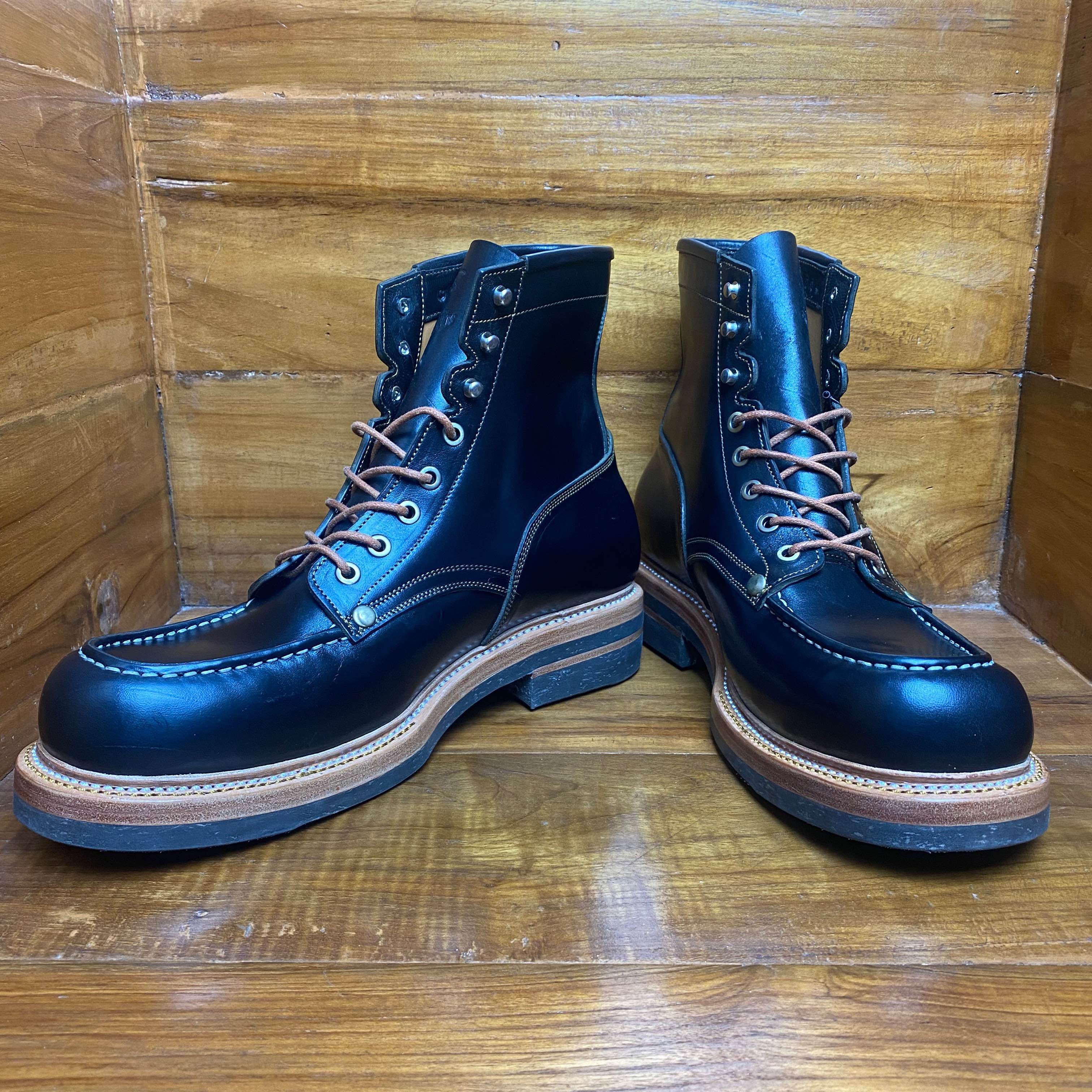 Prof. Barnets "Smith V2" Moc Toe Boots
